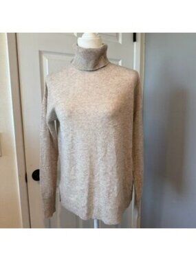 Nordstrom 100% Cashmere Cream Beige Turtleneck Sweater Size Small